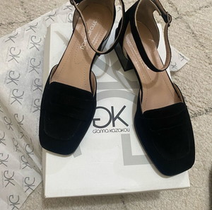 Μαύρες γόβες καστόρι Gianna Kazakou