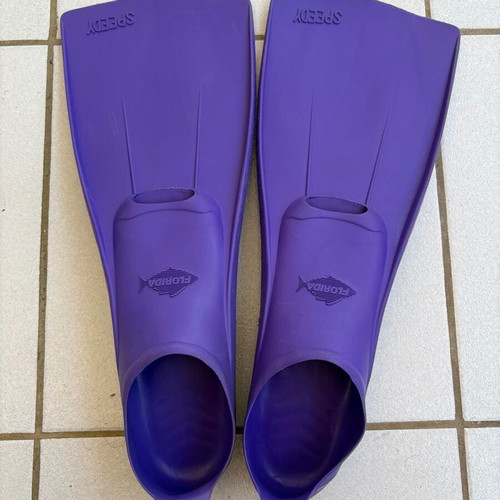 Speedy 3 swim fins 36-38 kids, like new