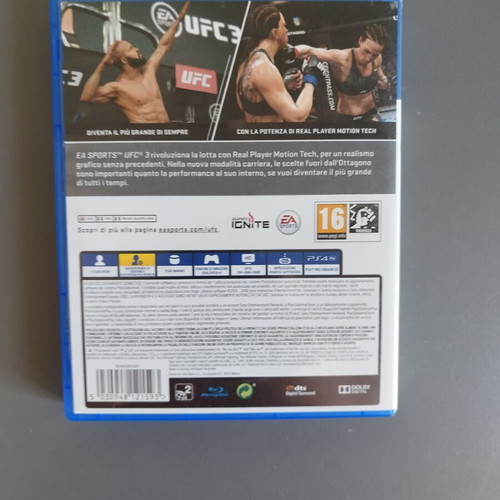 UFC 3 PS4 used, Italian edition