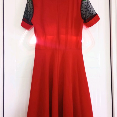 Dress with zipper size M like new, red
