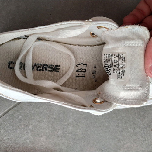 All Star Converse women's shoes used, leather type with wear