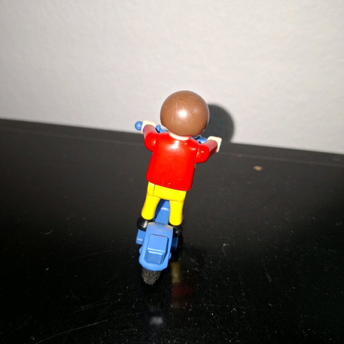 Playmobil 4538 Boy Roller Scooter Vintage 1997 like new