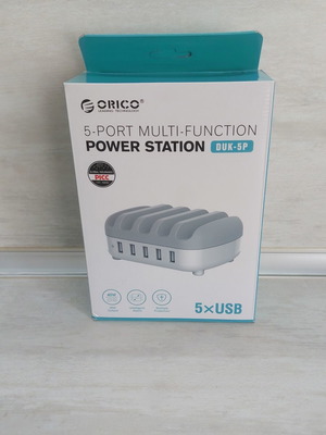 Orico DUK-5P USB charging station with organizer, new
