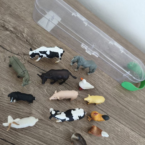 Collecta animal figures used, small size, pack of 11 or 13