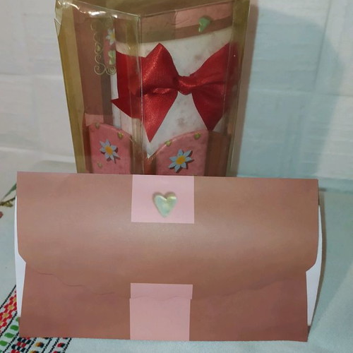 Correspondence set used in original box