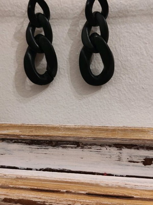 Dangling earrings new, black bone