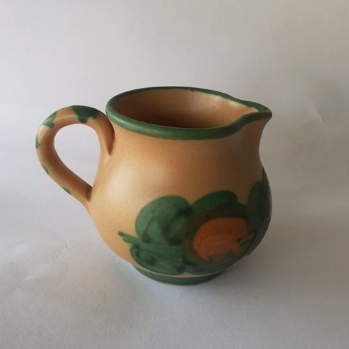 Ceramic milk jug like new