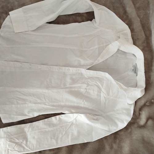 White cotton shirt like new with separated defect