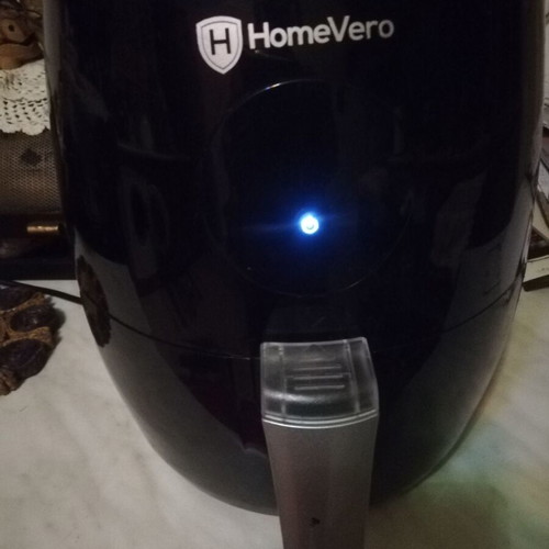 Air Fryer like new, 2.5L electronic with 6 programs