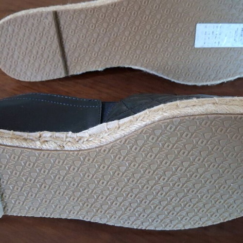 Espadrilles Only size 41 black with quilted design new