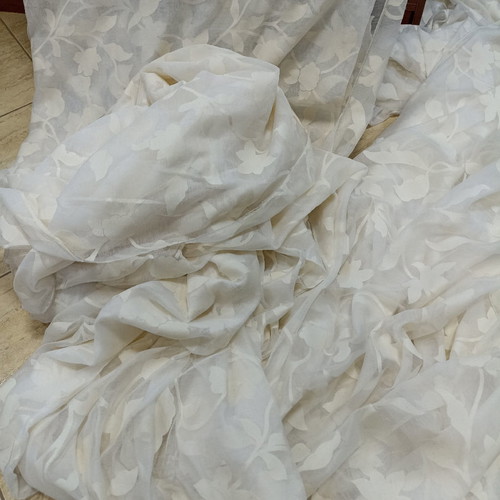 Κουρτίνα εκρου ύφασμα ντεβορε Ιταλίας 8.30x3.00 καινούργιο
