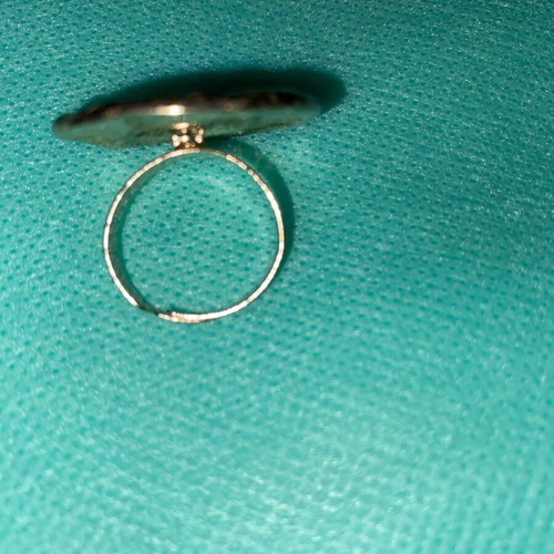 Women's ring used, gold-colored
