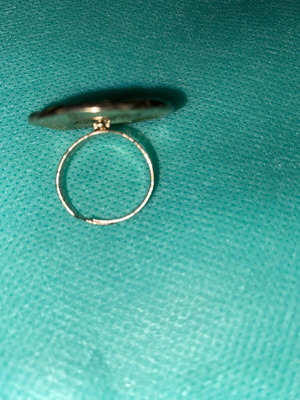 Women's ring used, gold-colored
