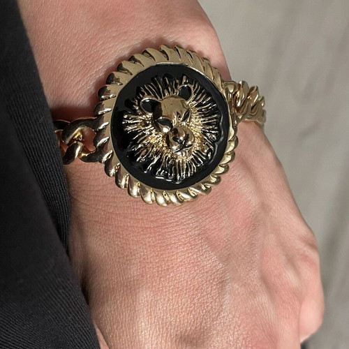 Vintage Glam Gold Lion Head Medallion Chain Bracelet like new