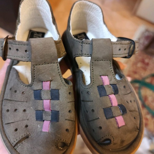 Anatomic sandals for girl new, gray and beige, size 23