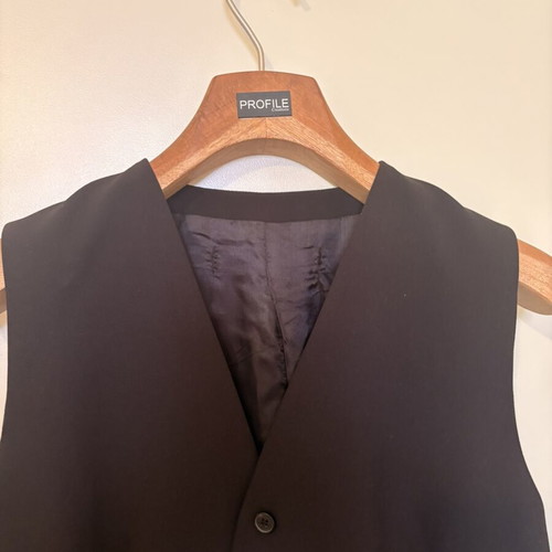 Zara vest like new, black, size M