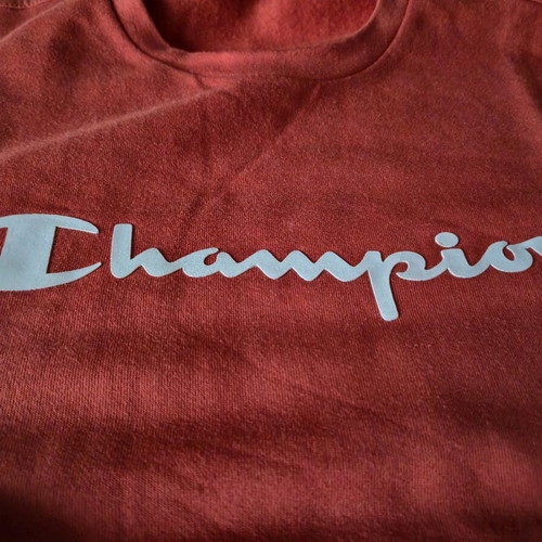 Champion sweatshirt without hood like new, size XXL, red