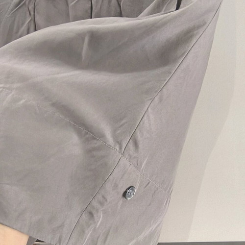 Genuine silk Hugo Boss skirt size M like new, gray