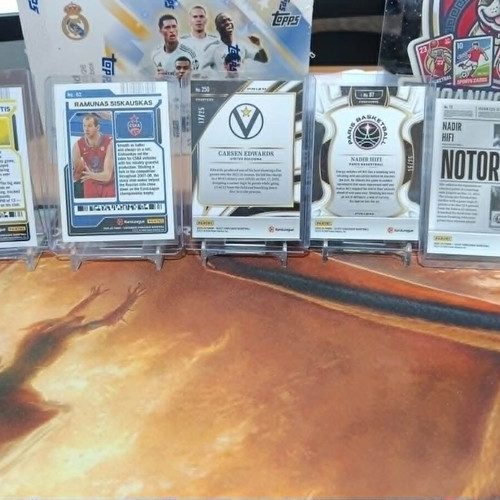 EuroLeague Ultra Rare Basketball Card Lot like new