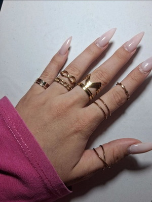 Rings and earrings like new, colorful and gold-tone jewelry