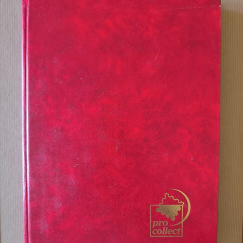 Disney collectible album with 220 stamps and 16 cards