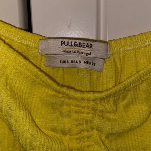 Crop top Bershka yellow size XS like new