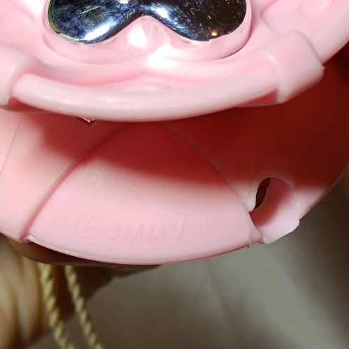 Hello Kitty Chupa Chups yo-yo used, pink and silver