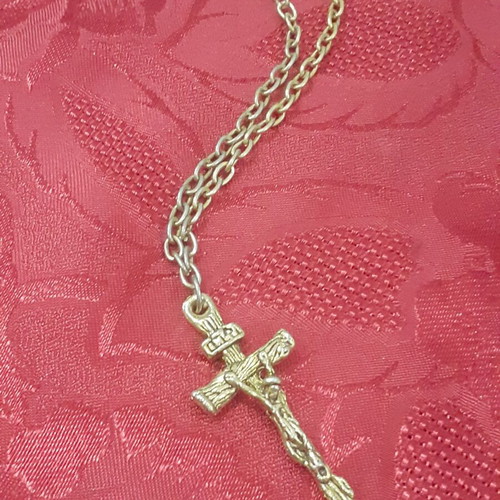Vintage metal cross like new, gold color, 1970s
