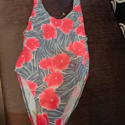Ocean Pacific swimsuit new, harmonious colors, size M
