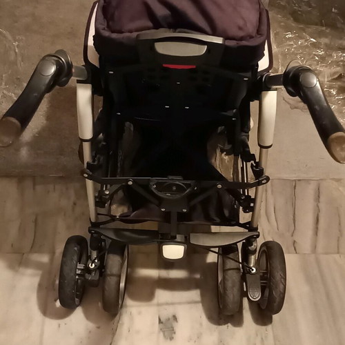 iSeeU stroller with carrycot like new