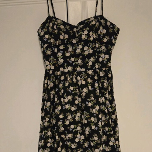 H&M dress floral like new, size XS
