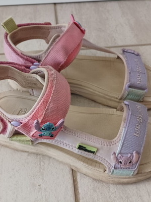 Zara Stitch sandals for girls size 39
