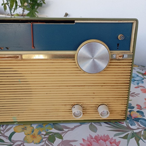 Vintage Philips radio model B3X06T used, decorative 1960s