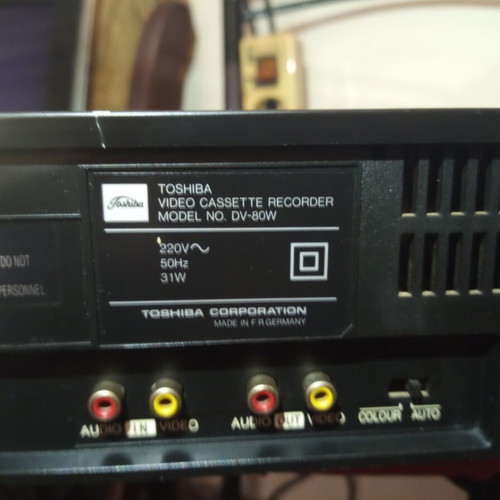 Video VHS Toshiba μεταχειρισμένο χωρίς τηλεκοντρόλ