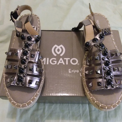Migato sandals new, size 37, gray-silver