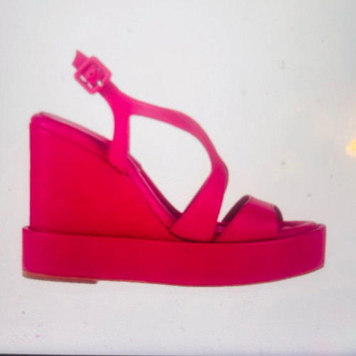 Paloma Barceló fuchsia leather platform sandals like new, size 40