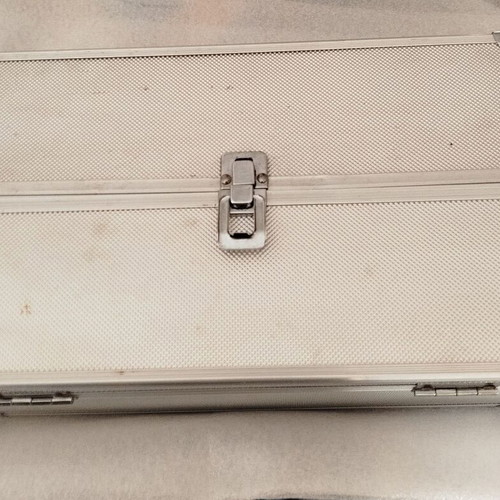 Silver case used, dimensions 35x20x12 cm