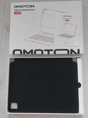 Omoton KC012 Magnetic Case with Keyboard and Touchpad for iPad Pro 11" M4 New