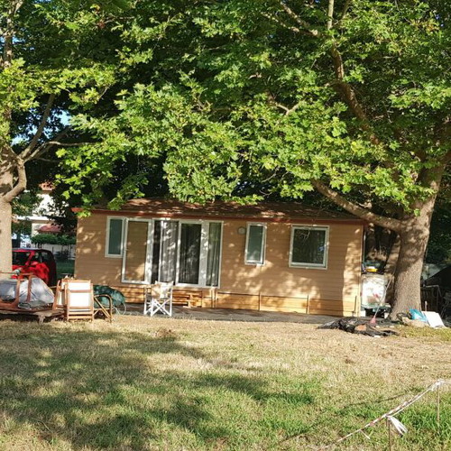 O'hara 2010 caravan used with 3 bedrooms and full equipment