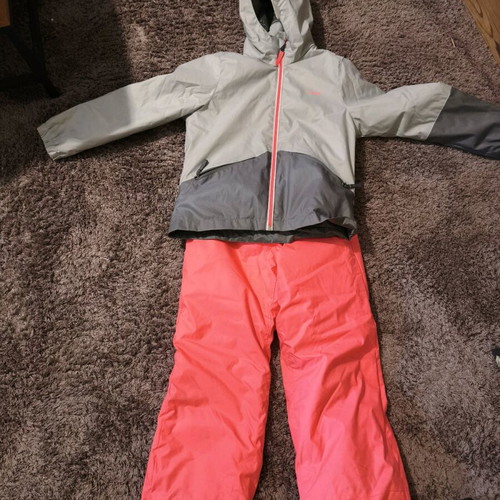 Decathlon ski suit 10 years like new