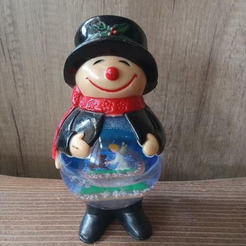 Vintage snow globe snowman from 1950 like new