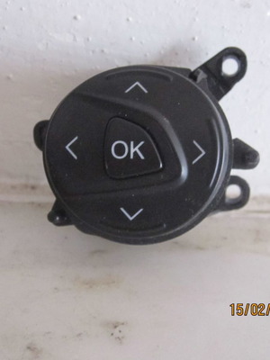 Χειριστήρια τιμονιού για Ford C-Max '10-'14 μεταχειρισμένα