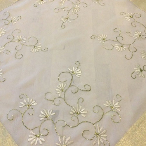 Set of 6 tablecloth squares and table runner semeni new