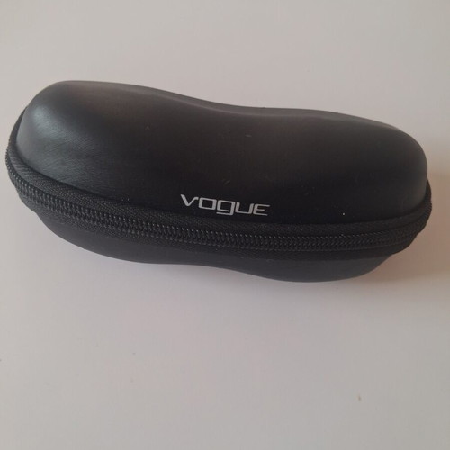 Vogue glasses case like new, black