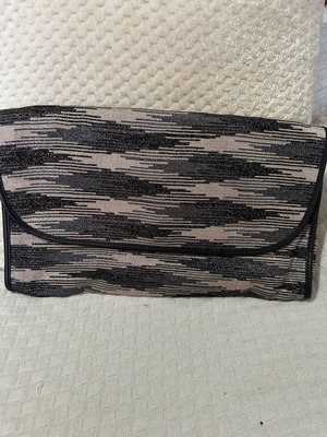 Missoni clutch like new, pink and black vintage