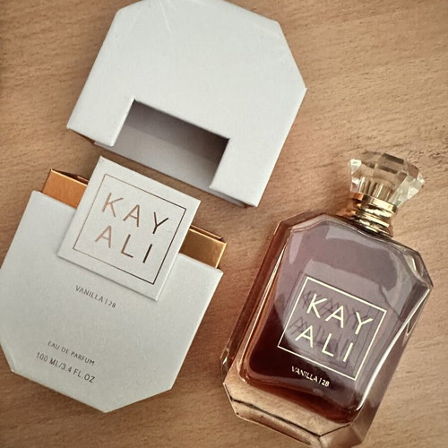 Kayali Vanilla 28 Eau de Parfum 100ml women's fragrance