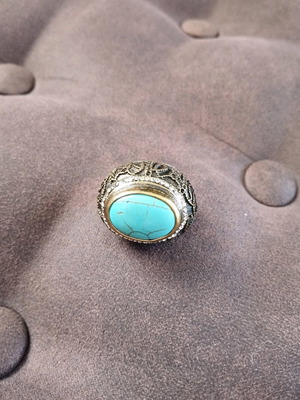 Oval women's ring gold-plated ethnic style with turquoise stone size 54 like new