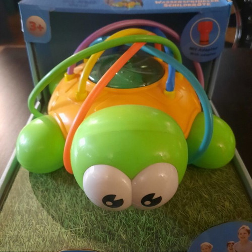 Jamara Mc Fizz Turtle Water Sprinkler Toy