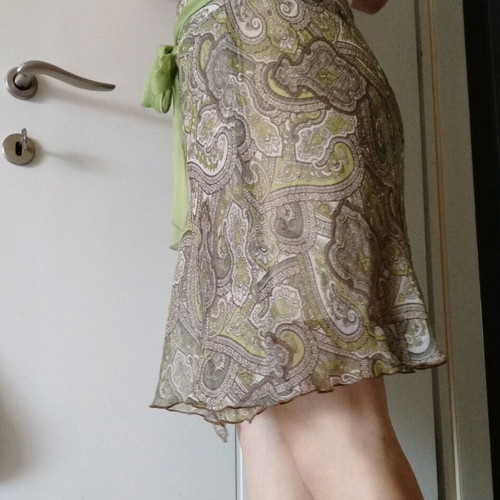 Fairy skirt like new, tulle with green decorative belt, size M