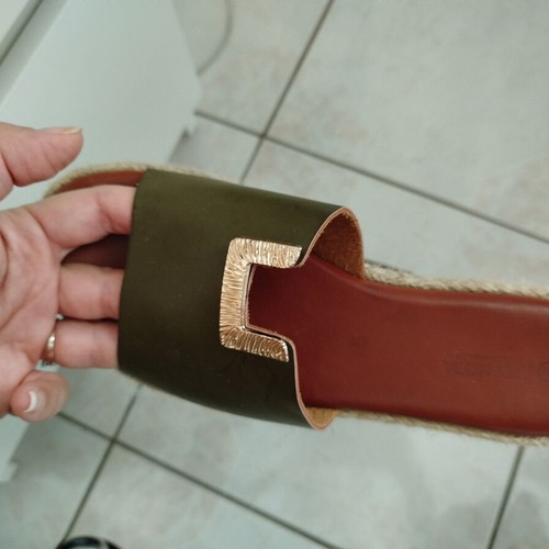 Flatforms khaki size 37 like new with gold decorative detail